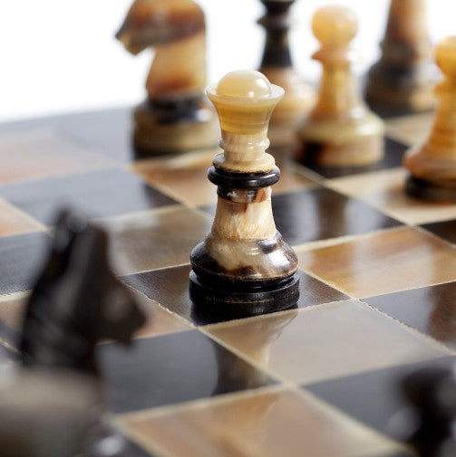 Checkmate Chess Board | Horn