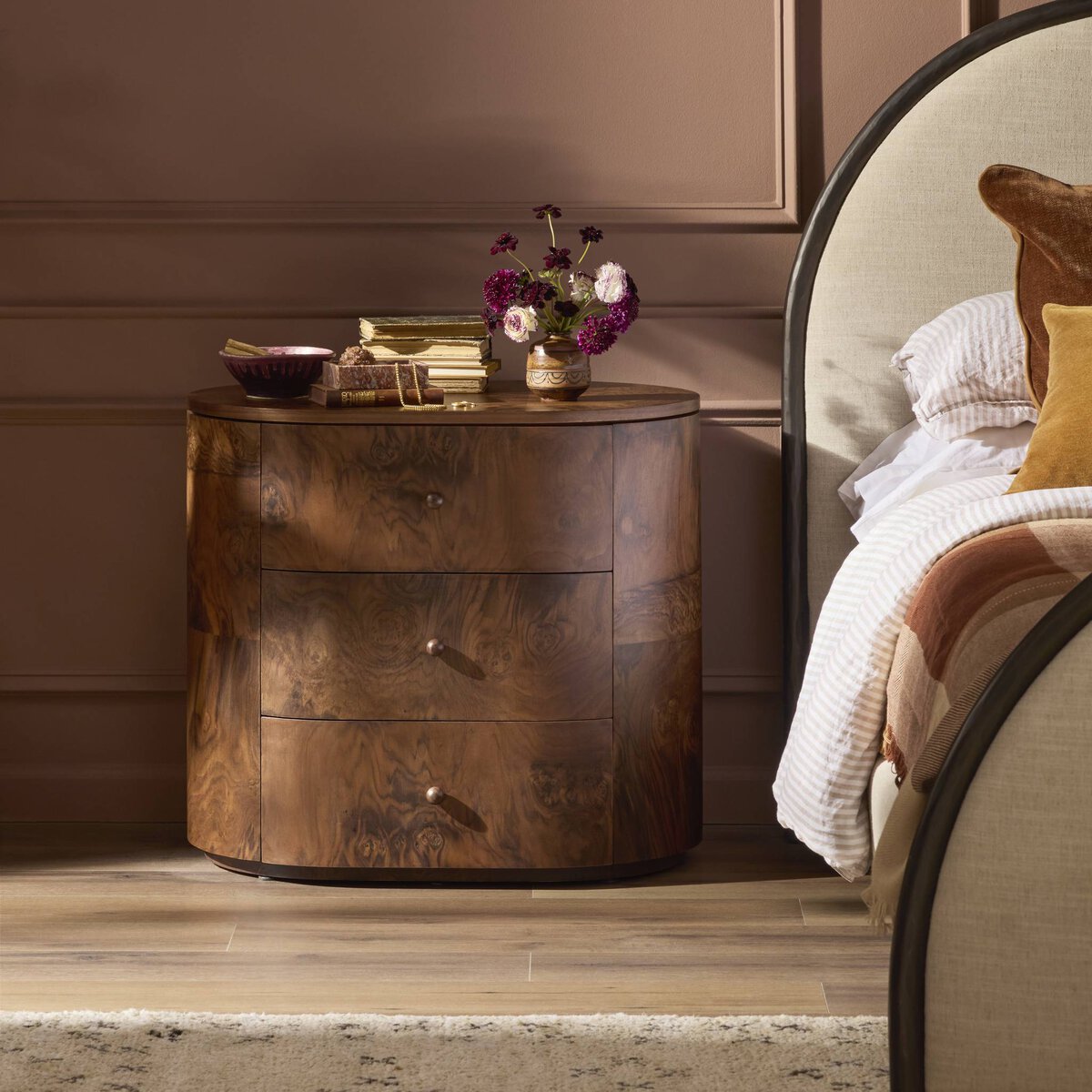 Raisa Nightstand