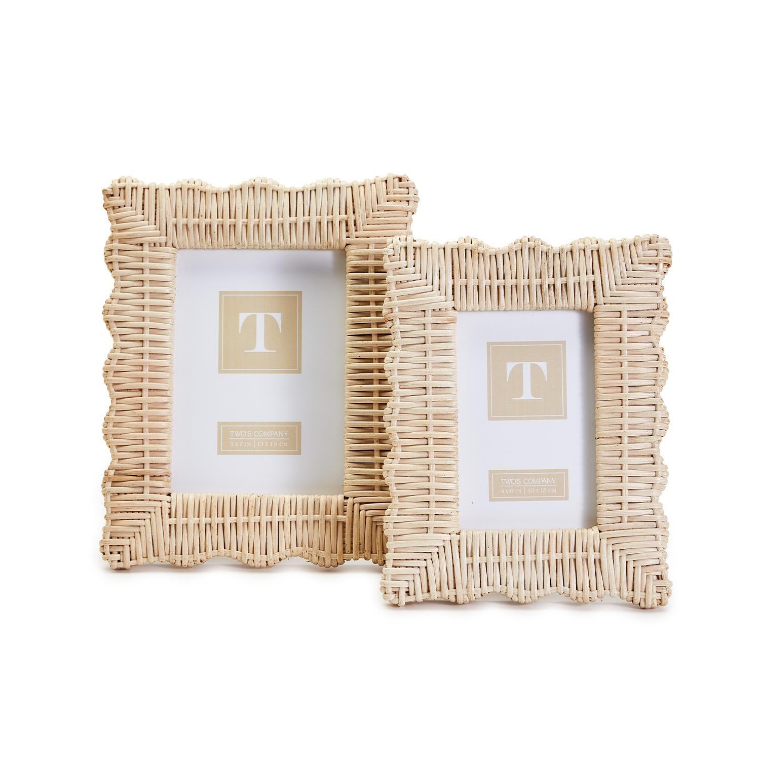 Scalloped Wicker Weave Photo Frame