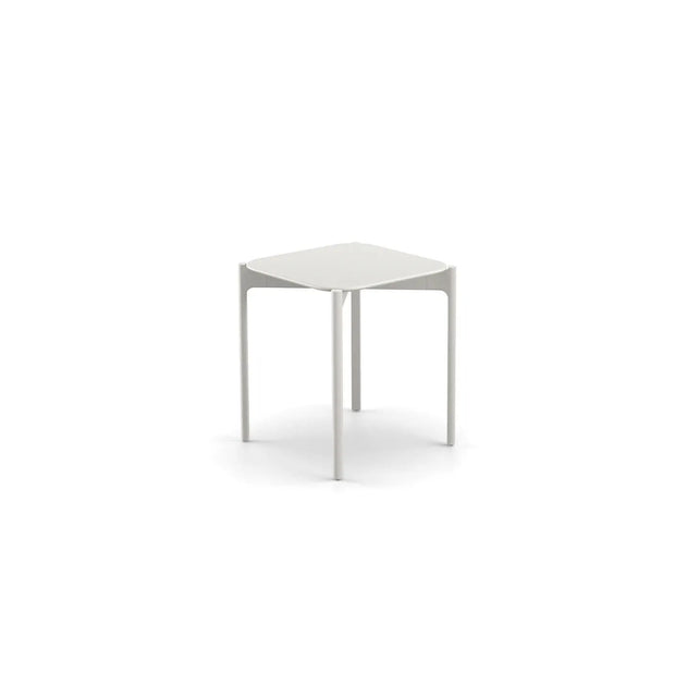IZON Side Table