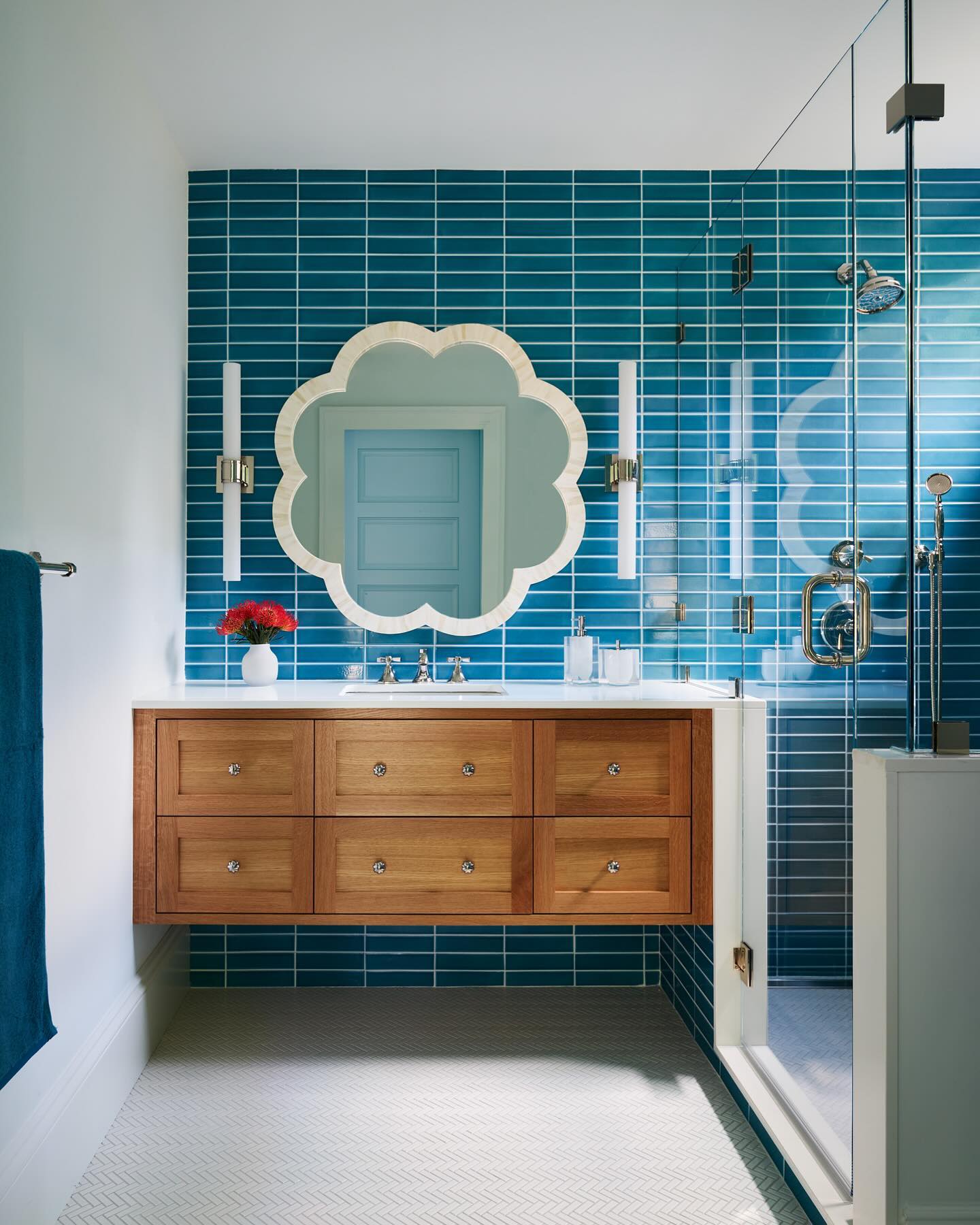 Fiona Mirror Kabibe Shell