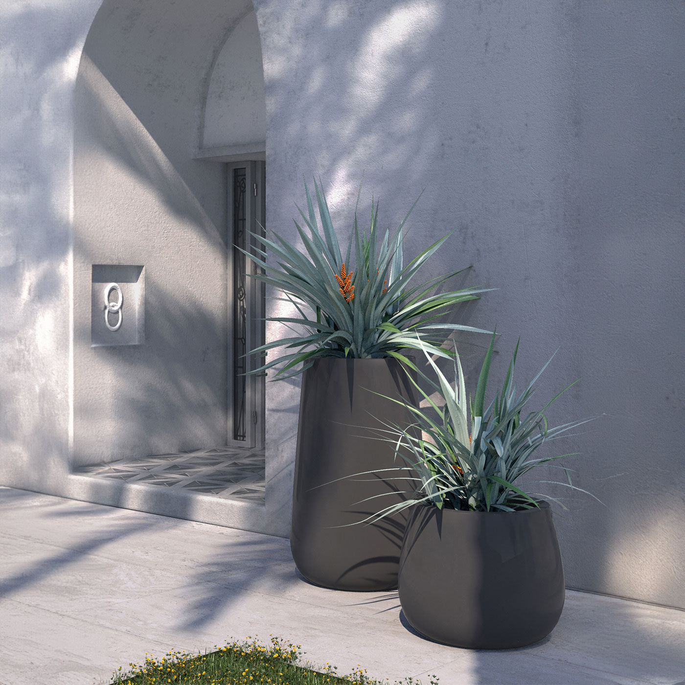 Clima Drop Planter - Black