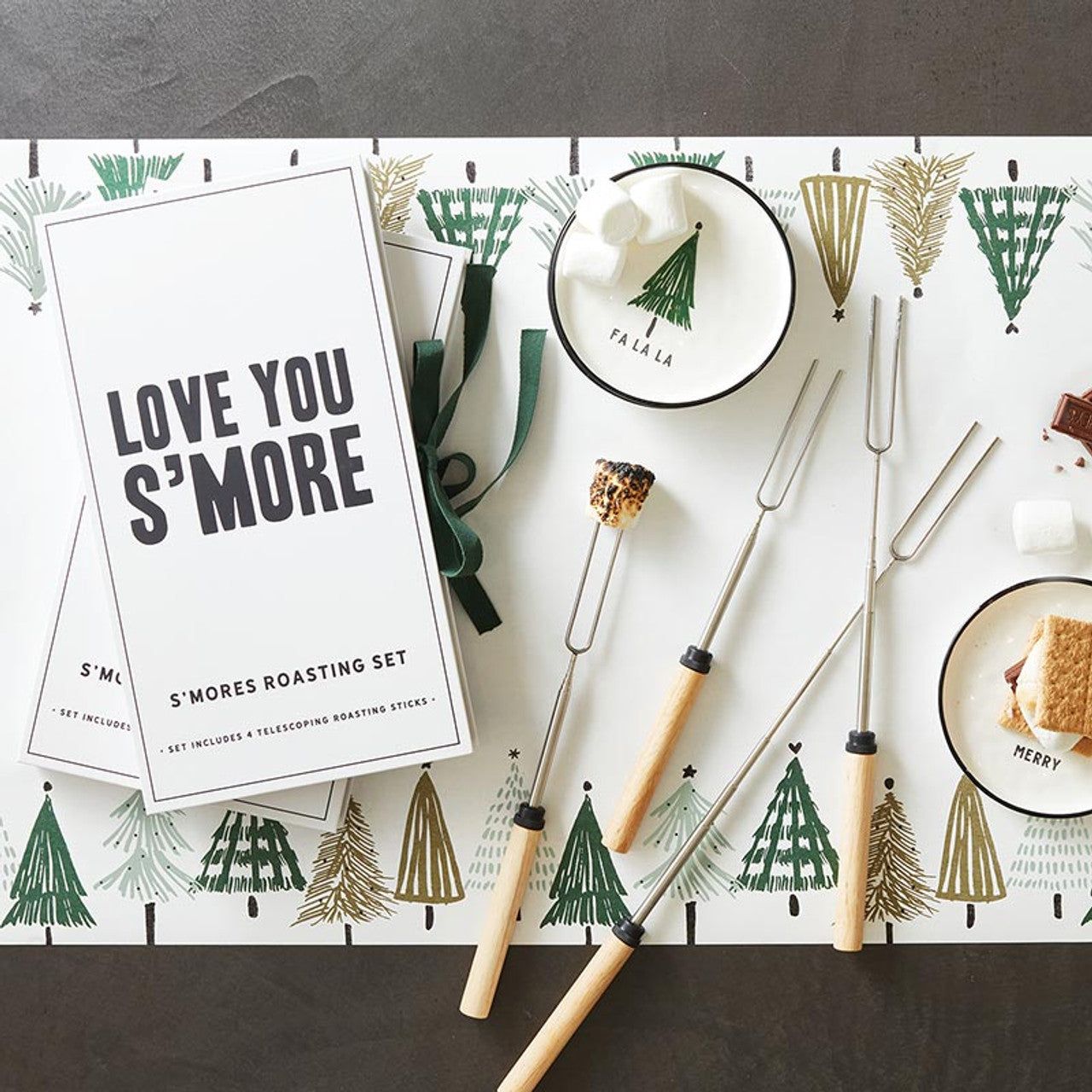 Paper Table Runner – Trees