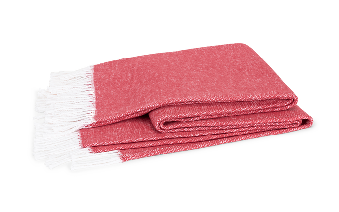 Pezzo Throw
