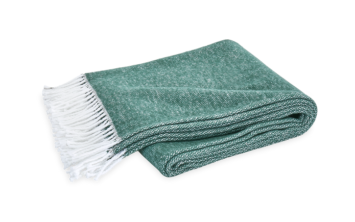 Pezzo Throw